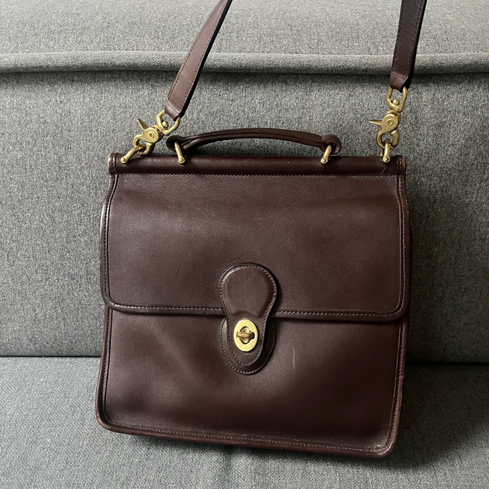 Vintage Coach Willis dowel flap bag, very good condition